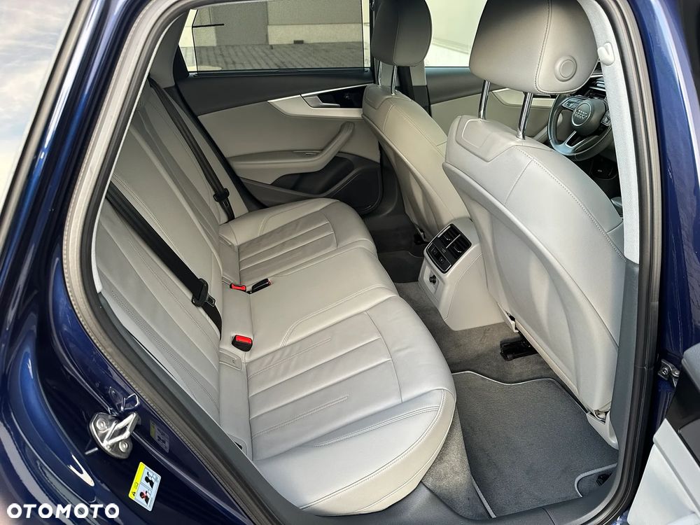 Audi A4 Avant 40 TDI Advanced S tronic - 31