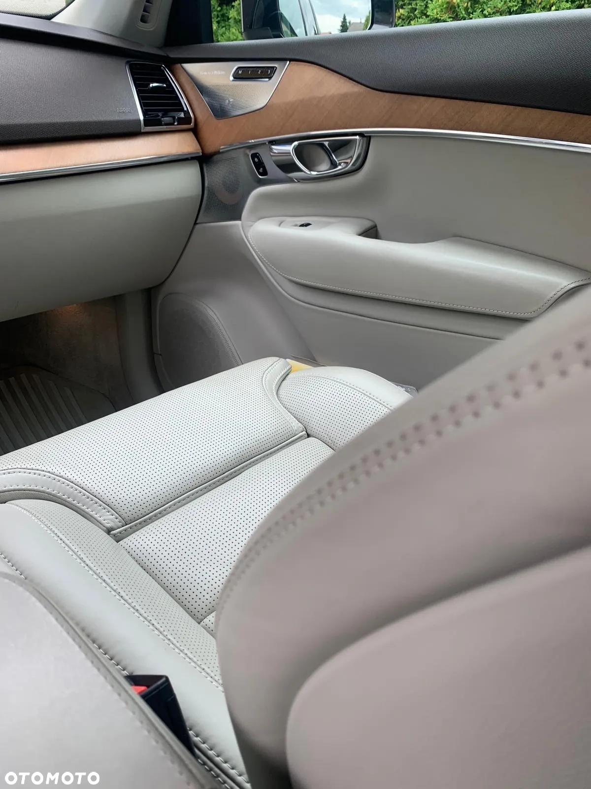Volvo XC 90 D5 AWD Inscription - 25