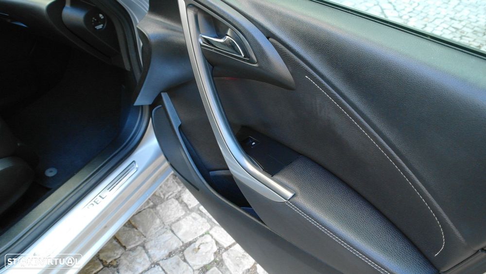 Opel Astra Sports Tourer 1.7 CDTi Cosmo S/S - 25