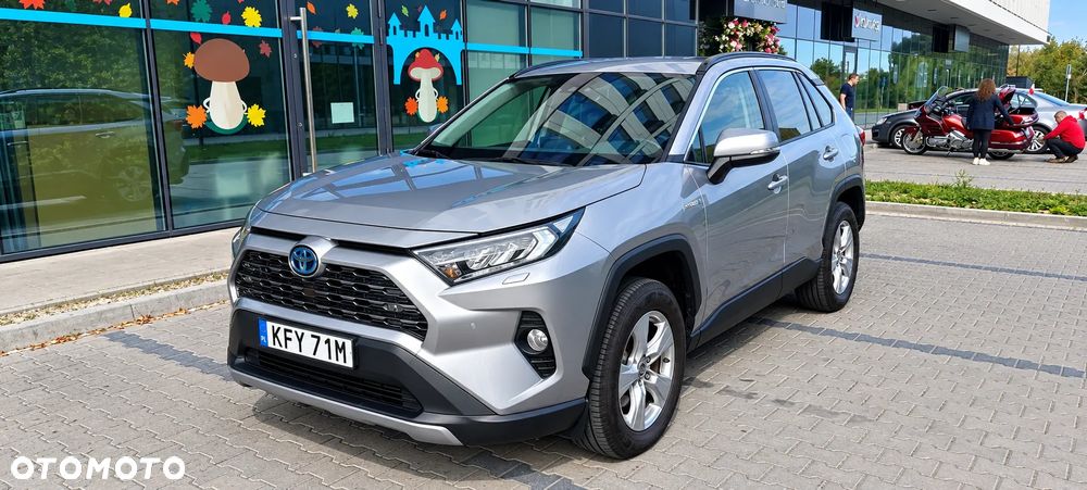 Toyota RAV4 - 1
