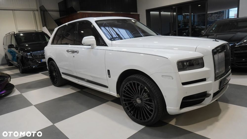 Rolls-Royce Cullinan Black Badge - 2