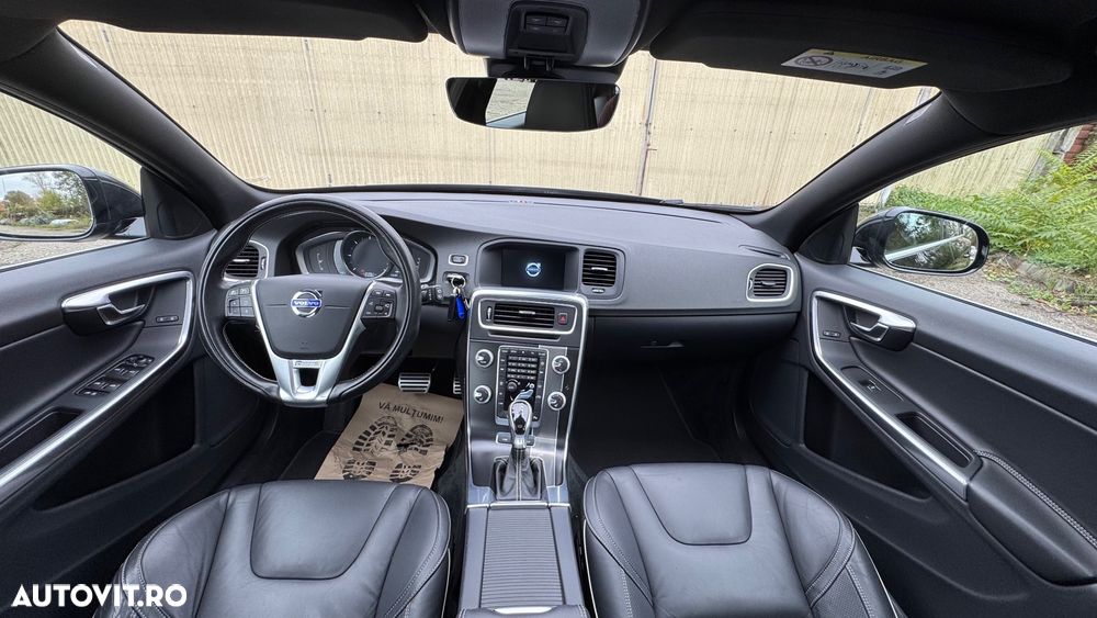 Volvo V60 D6 Twin Engine Geartronic RDesign - 10