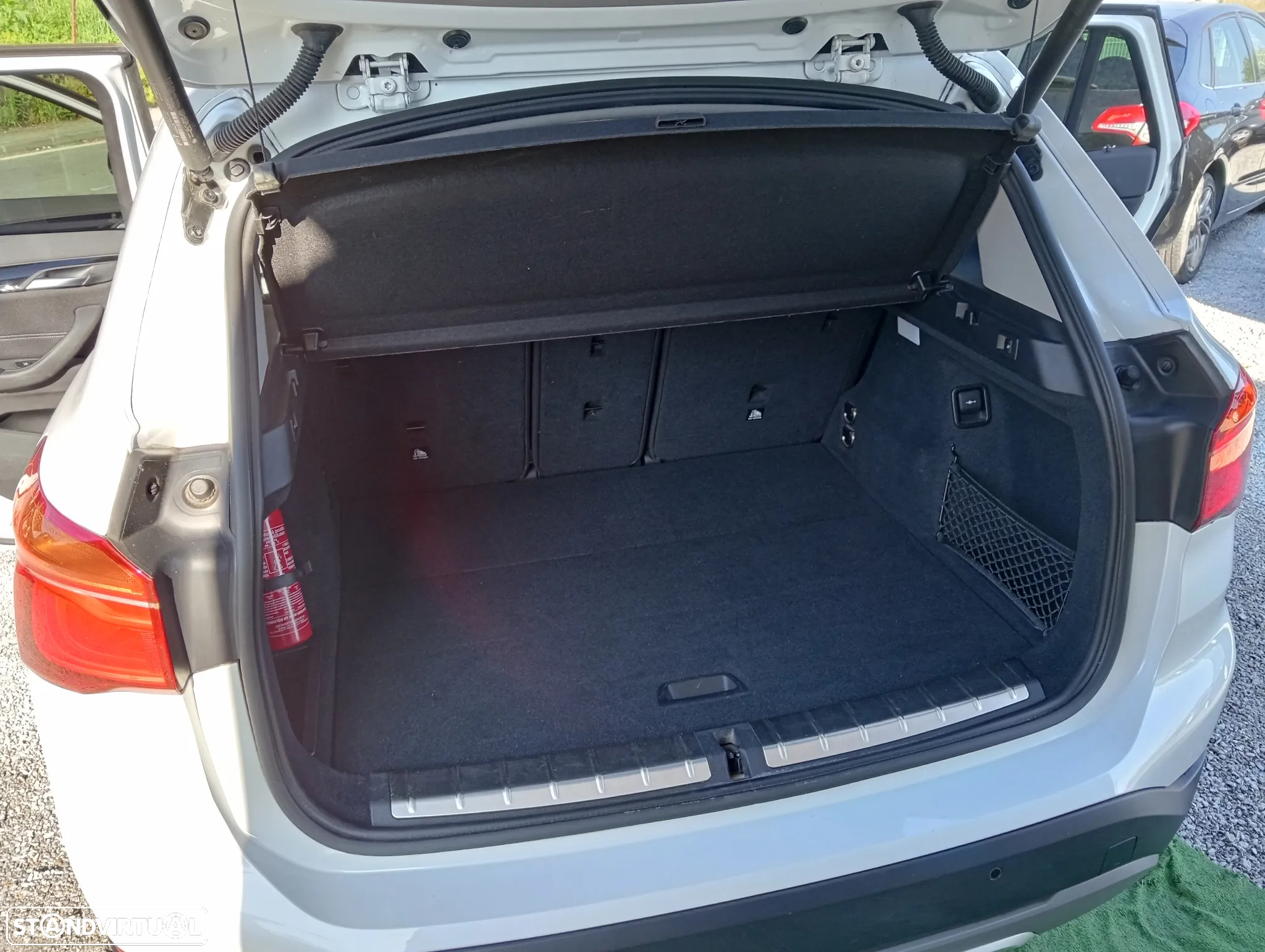BMW X1 16 d sDrive Line Sport - 12