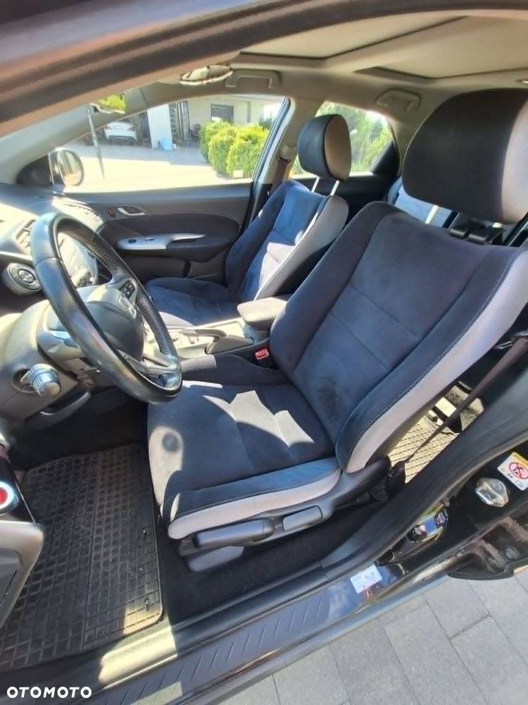 Honda Civic 1.8 Executive - 26