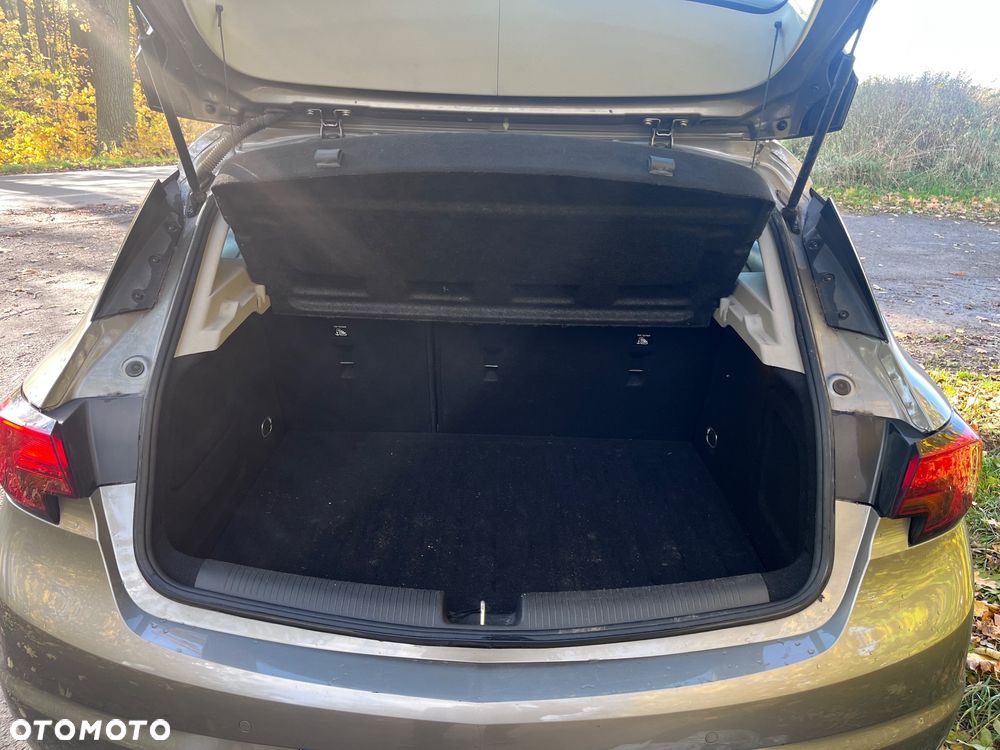 Opel Astra V 1.4 T Enjoy - 11