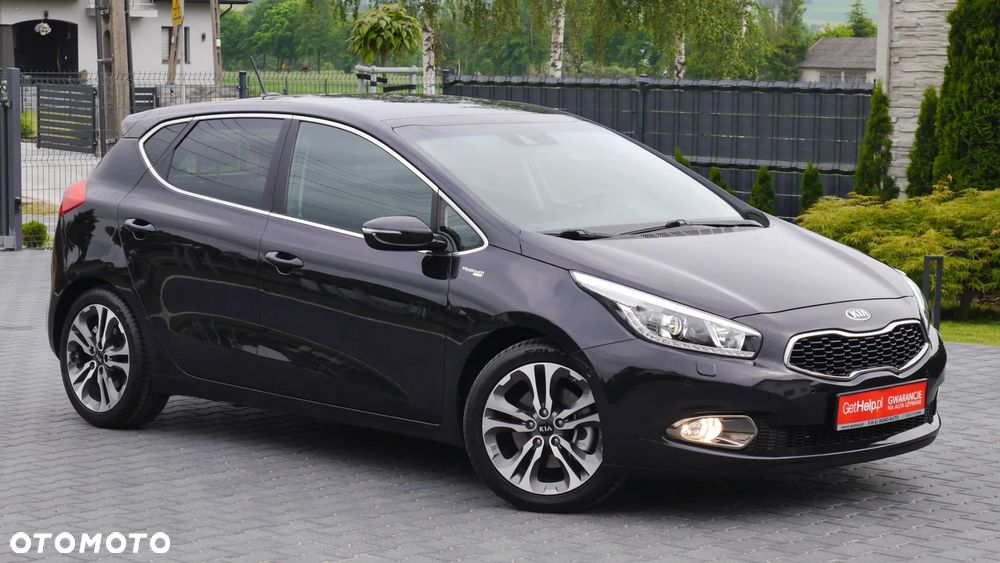 Kia Ceed 1.6 GDI ISG Platinum Edition - 19