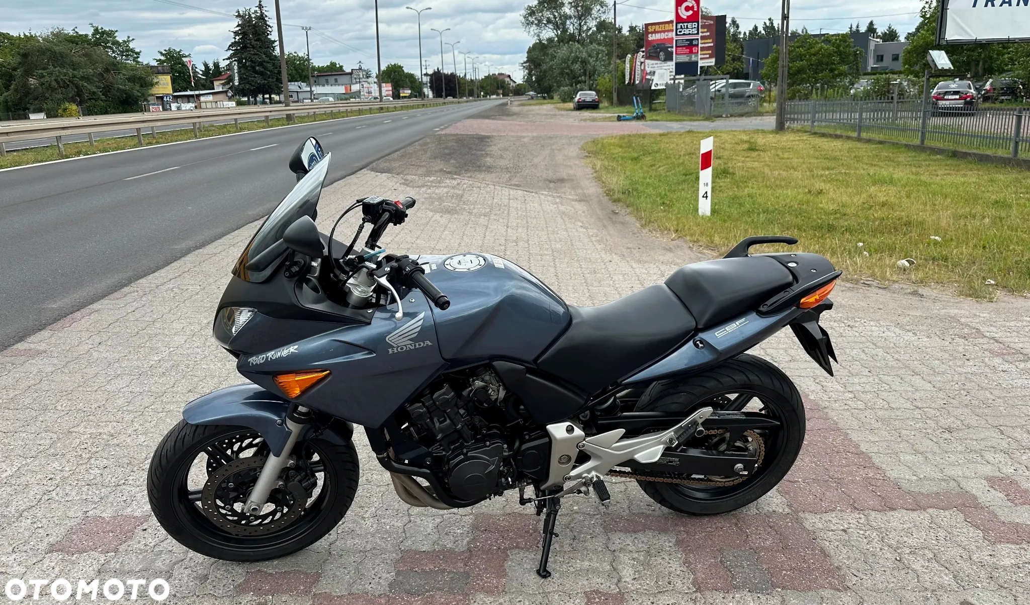 Honda CBF - 2