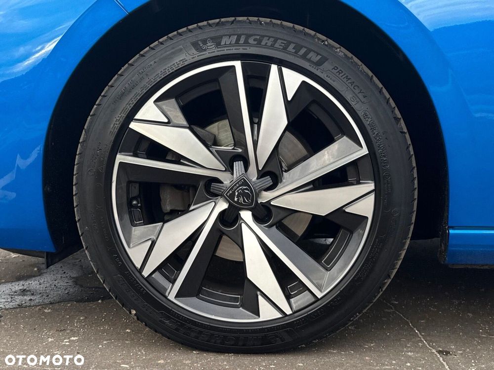 Peugeot 308 - 33