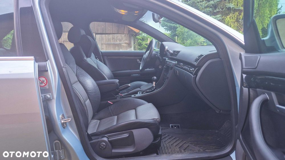 Audi A4 Avant - 6
