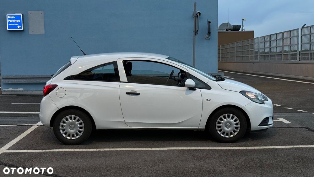 Opel Corsa 1.4 Essentia - 4