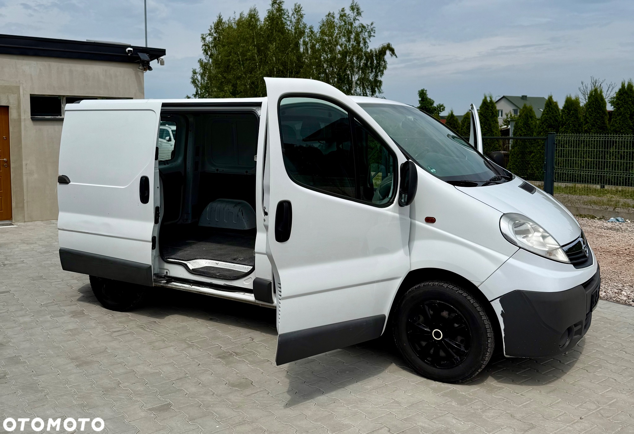Opel Vivaro - 18
