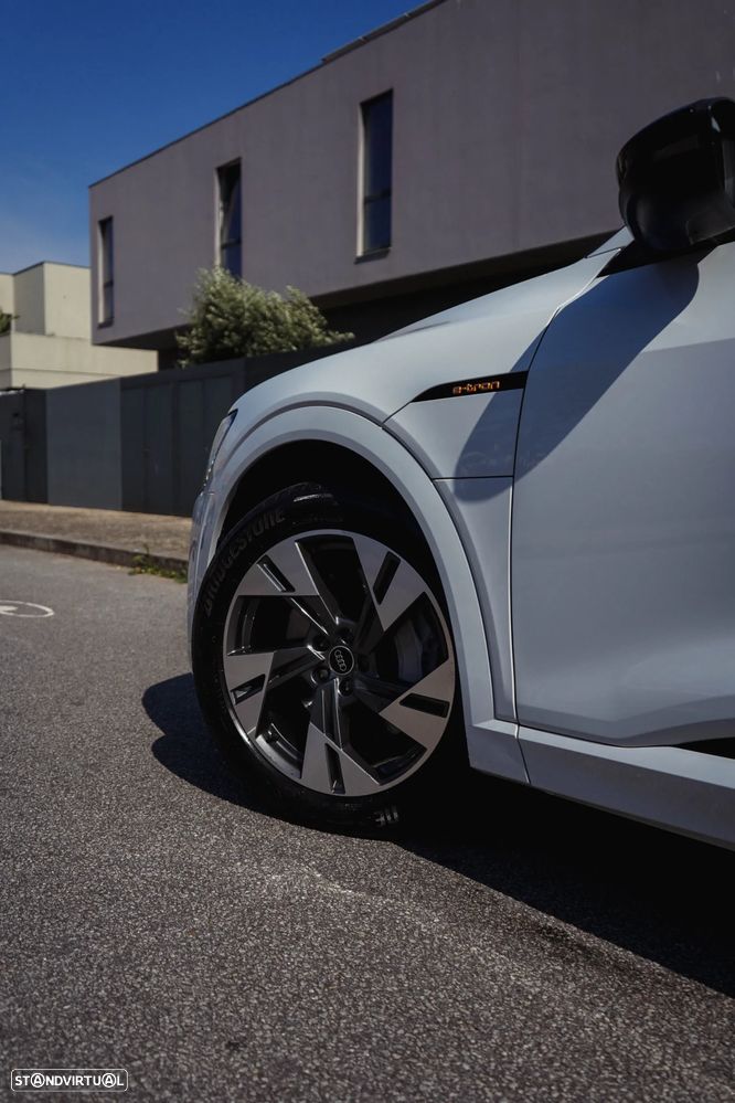Audi e-tron Sportback 55 quattro S line - 25