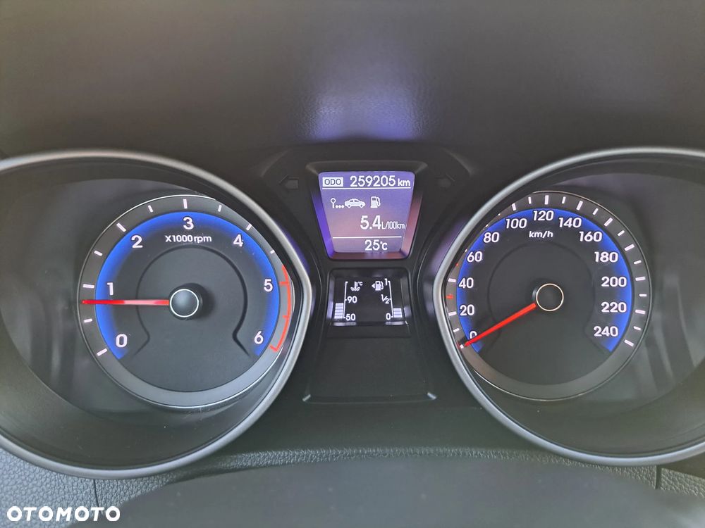 Hyundai i30 1.6 CRDi Comfort - 14