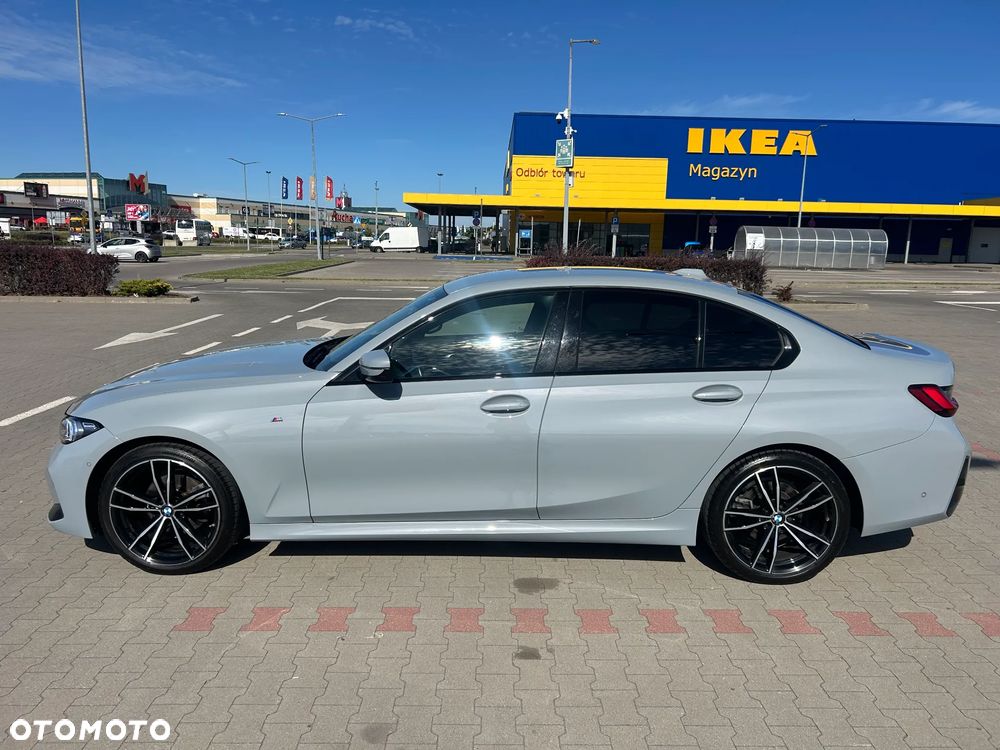 BMW Seria 3 320i xDrive M Sport - 8