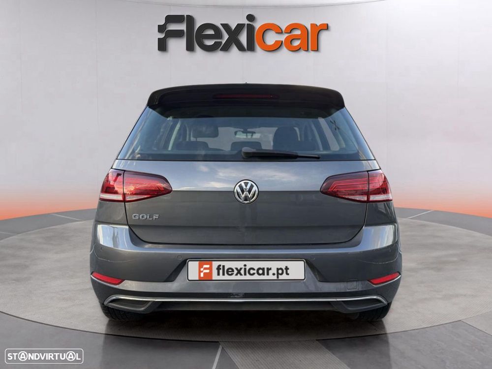 VW Golf 1.6 TDI Confortline - 8