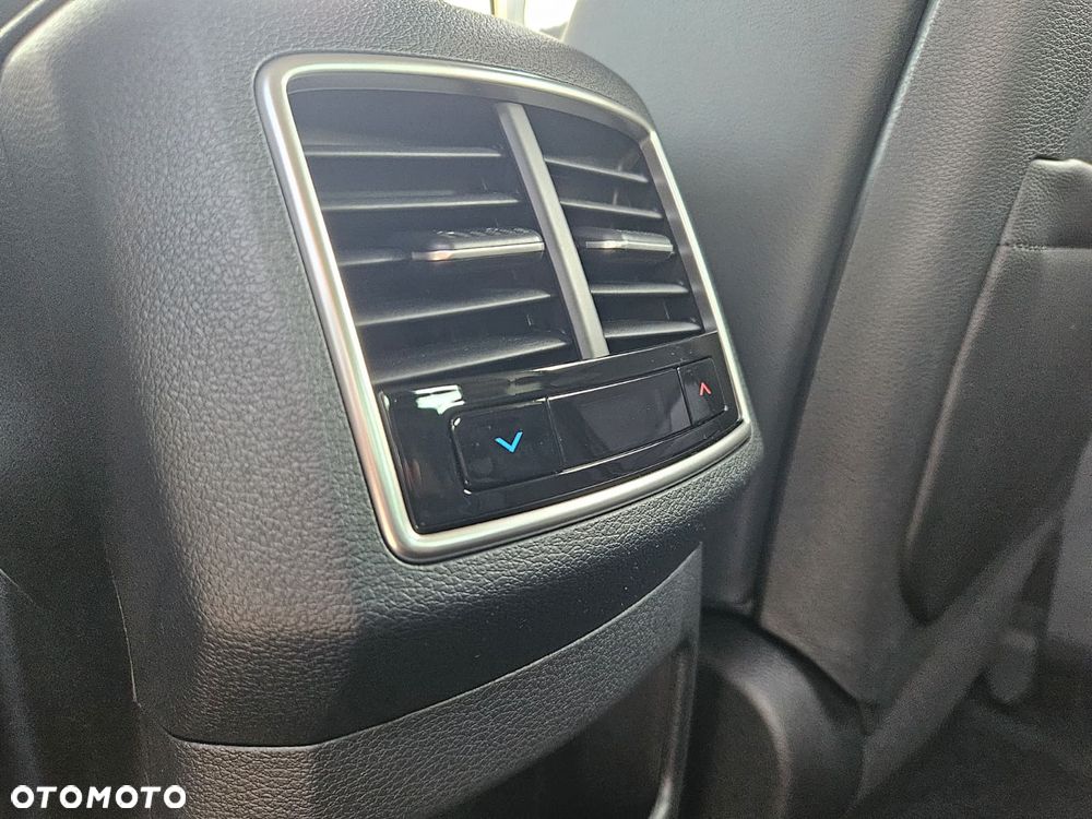 Kia Sportage 1.6 T-GDI HEV Business Line 2WD - 15