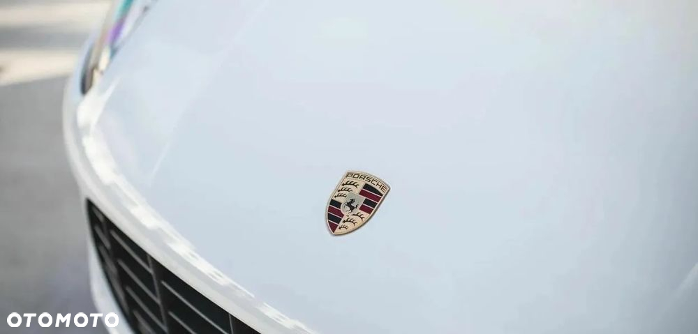 Porsche Macan Standard - 24