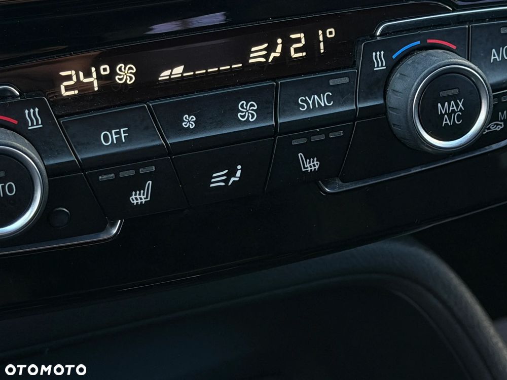 BMW X1 sDrive18i Advantage - 22