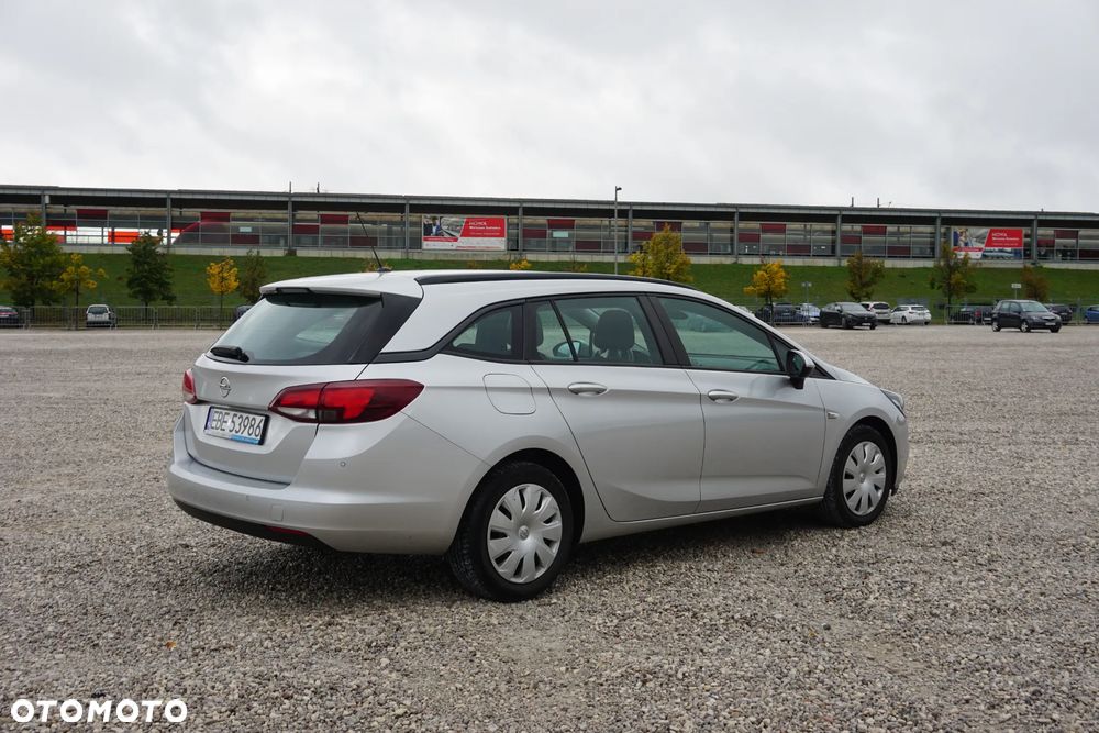 Opel Astra - 6