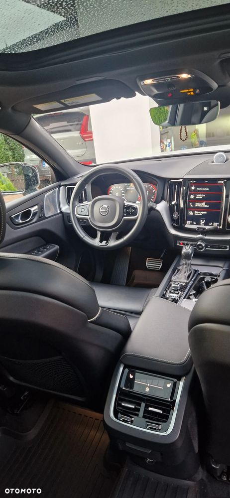 Volvo XC 60 T6 AWD R-Design - 23
