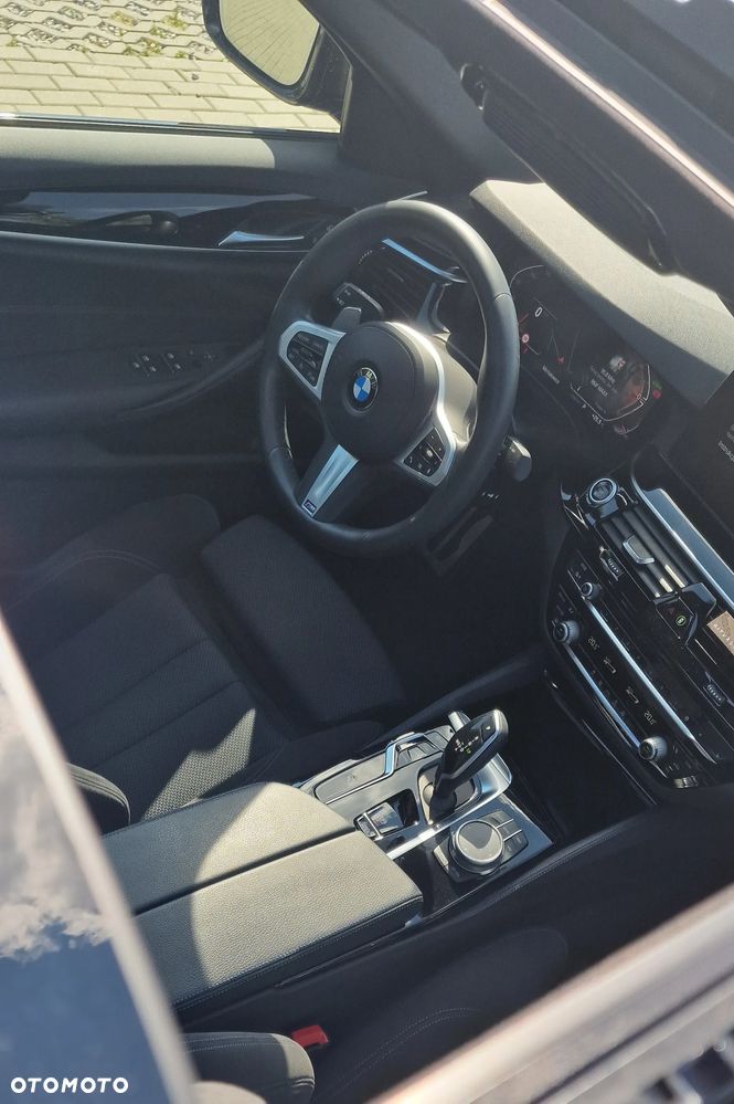 BMW Seria 5 520i - 12