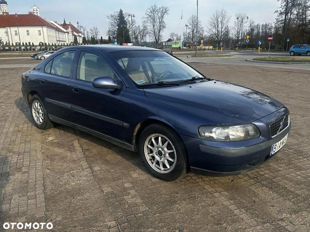Volvo S60 - 1