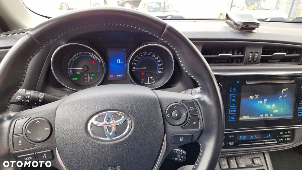 Toyota Auris Hybrid 135 Comfort - 11