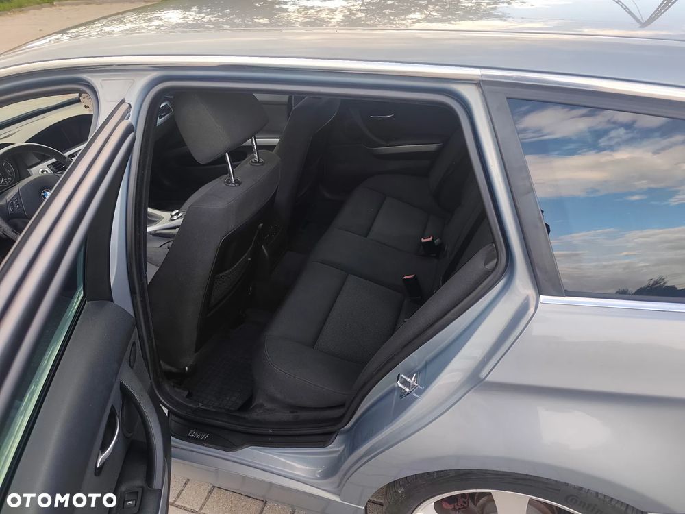 BMW Seria 3 330d - 9