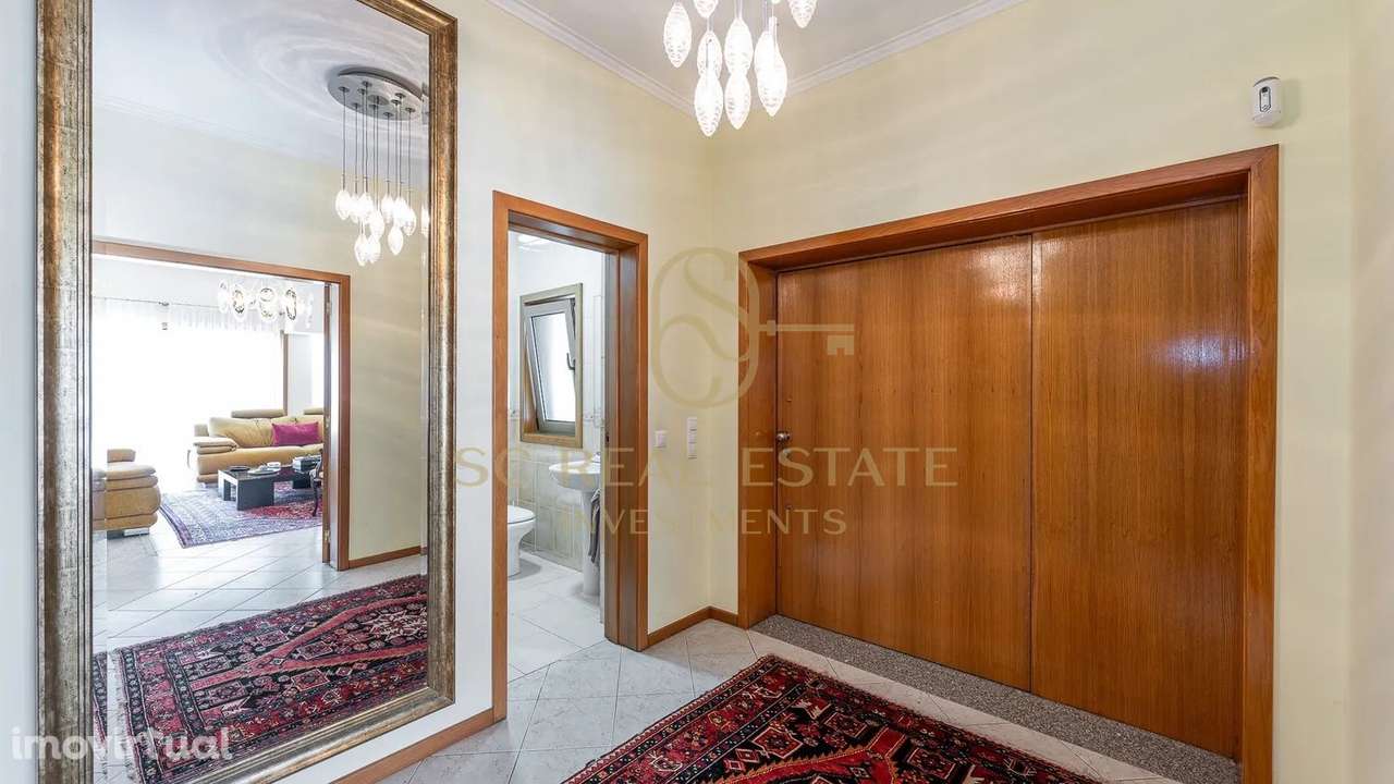 Moradia T4 com Piscina, 3 frentes, 300 mts Praia, São Félix Marinha - Grande imagem: 5/39