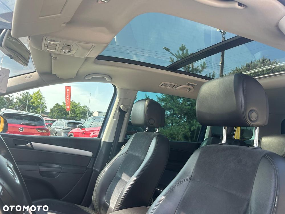 Volkswagen Sharan 2.0 TDI Highline DSG - 20