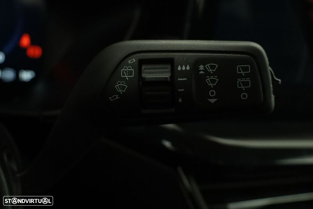 Ford Focus 1.0 EcoBoost MHEV ST-Line X Aut. - 18