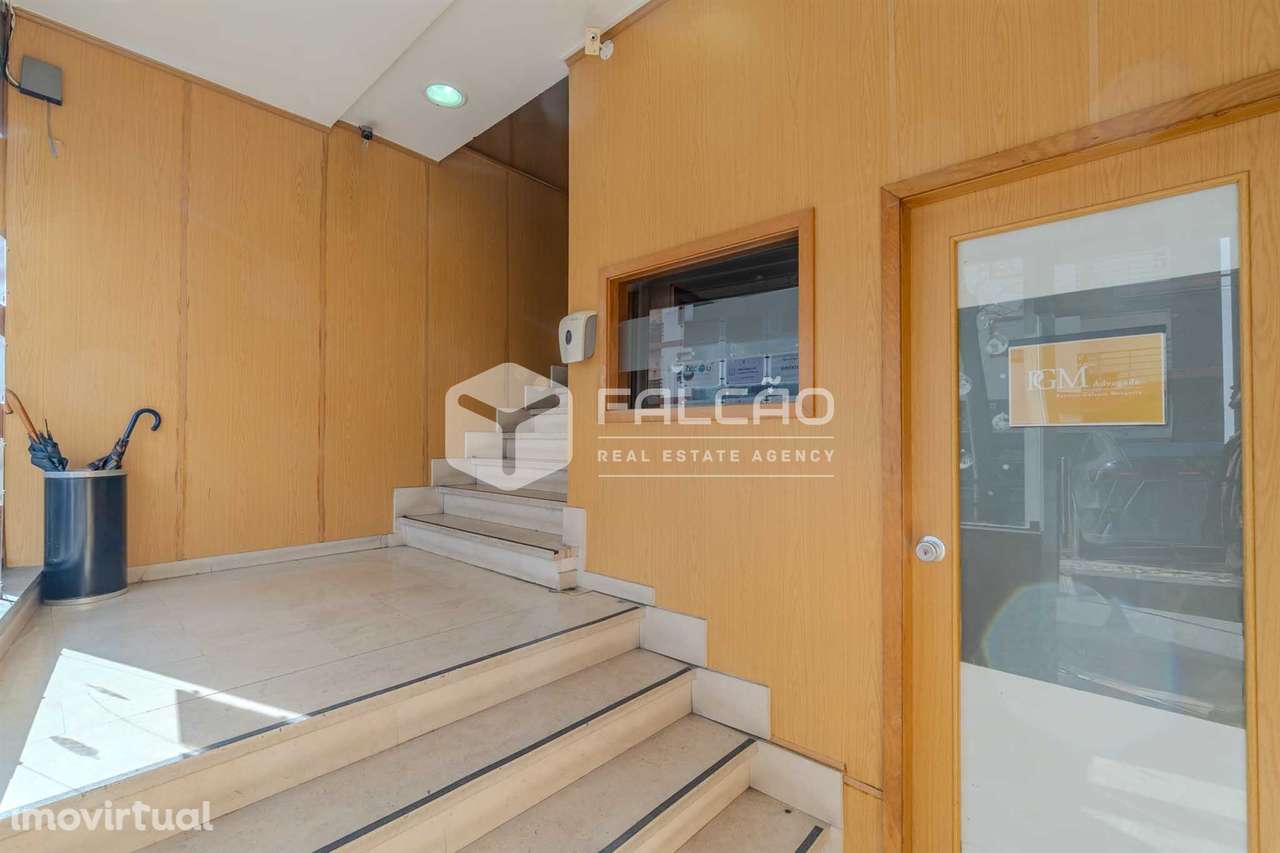 Loja  Venda em Algés, Linda-a-Velha e Cruz Quebrada-Dafundo,Oeiras - Grande imagem: 5/43