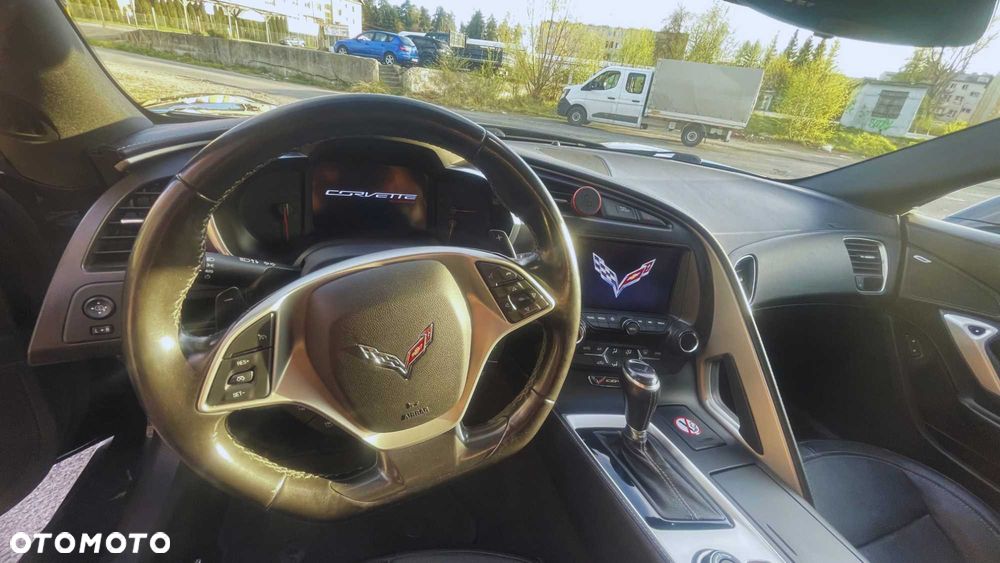 Chevrolet Corvette - 8