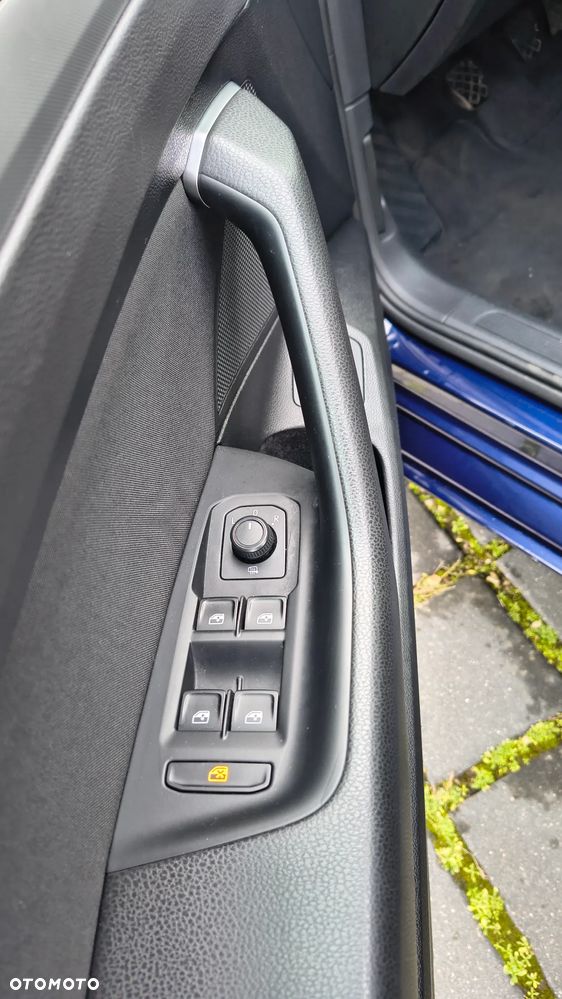 Volkswagen Passat 2.0 TDI BMT Comfortline - 11