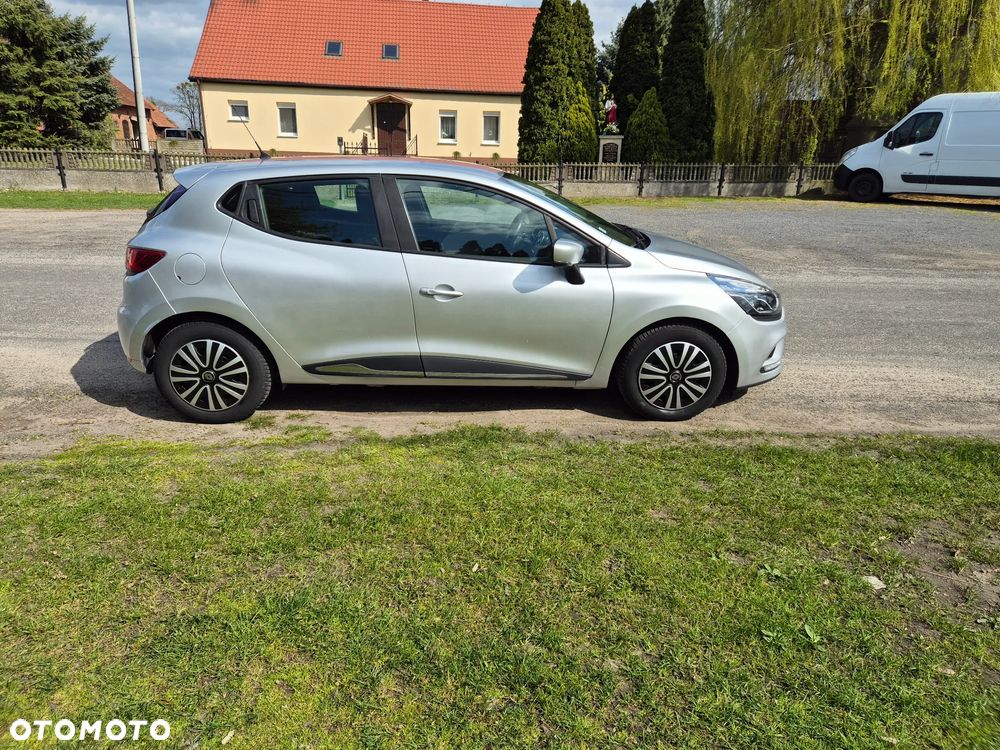 Renault Clio 1.5 dCi 75 Expression - 6