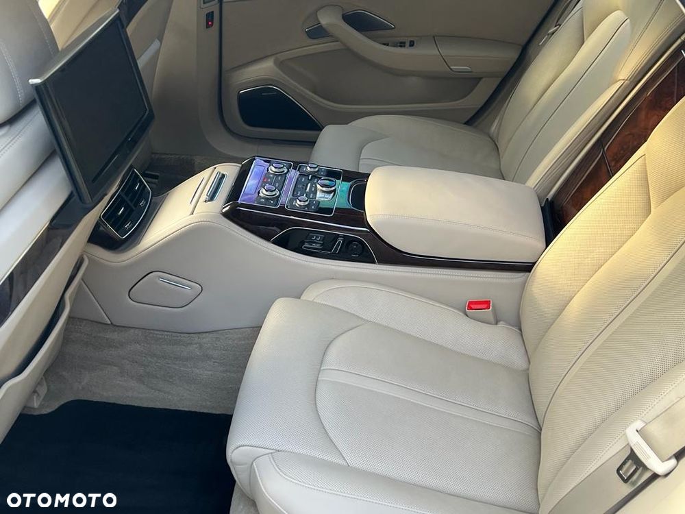 Audi A8 - 13