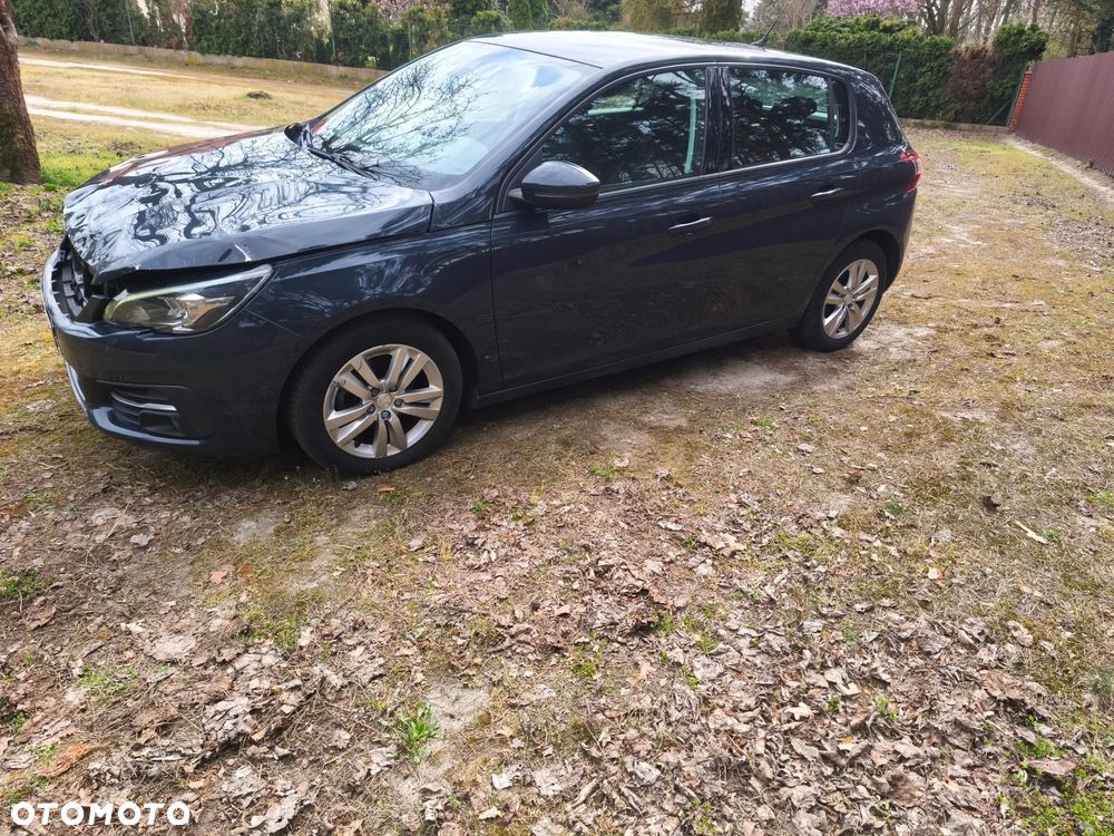 Peugeot 308 BlueHDi 130 EAT6 Stop & Start Allure - 4
