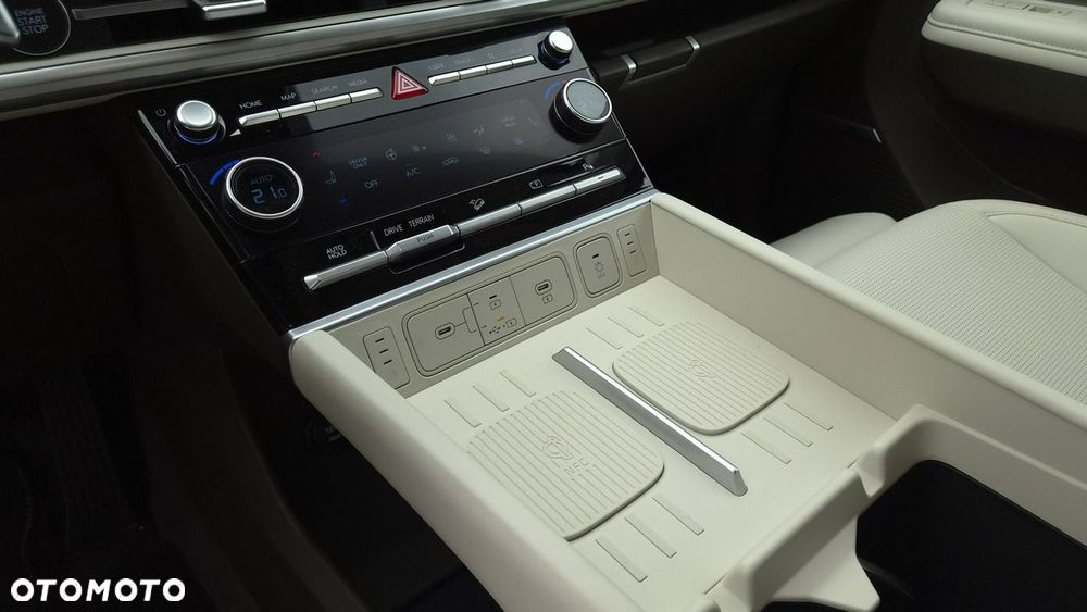 Hyundai Santa Fe 1.6 T-GDI HEV Calligraphy 4WD 7os - 13