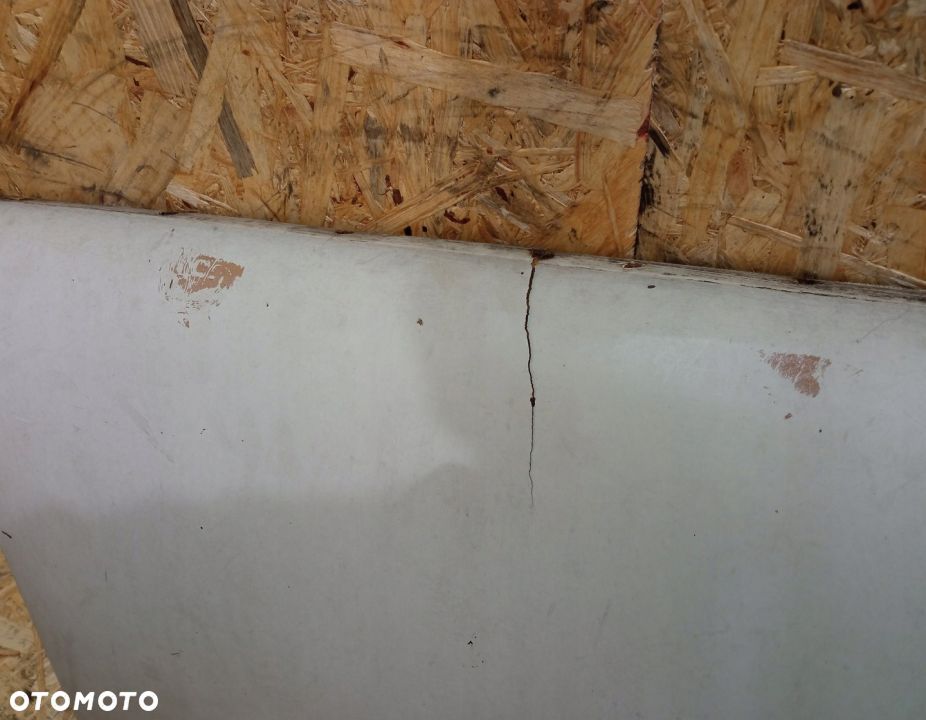 POSZYCIE BŁOTNIKA PRAWY TYŁ TRABANT P601 - 2