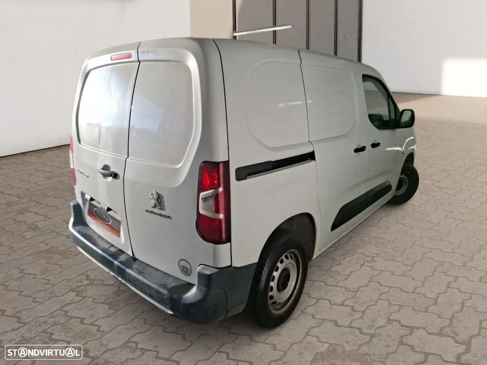 Peugeot Partner Premium 1.6 HDi 100CV * Gps/AC/ IVA incluído - 2