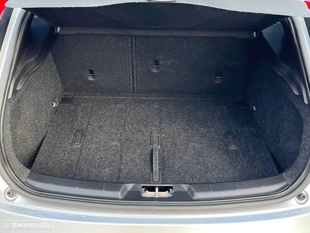 Volvo V40 1.5 T3 Sport Edition Geartronic - 14