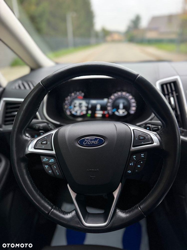 Ford S-Max 2.0 EcoBlue Titanium - 25