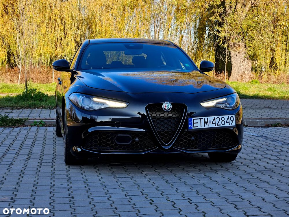 Alfa Romeo Giulia 2.0 Turbo 16V AT8-Q4 Veloce - 2