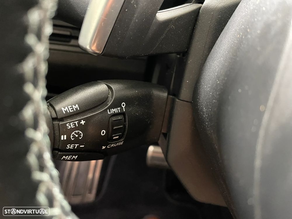 Peugeot 5008 1.6 BlueHDi Crossway EAT6 - 27