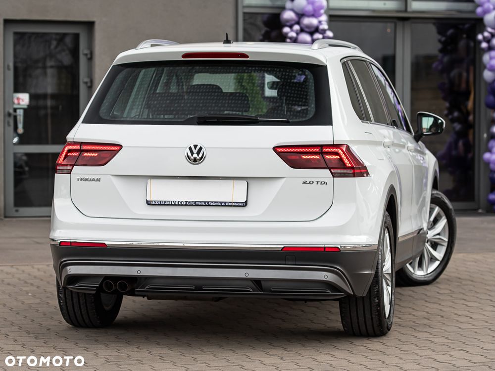 Volkswagen Tiguan - 12