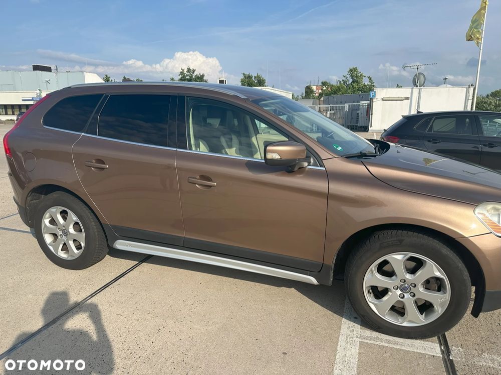 Volvo XC 60 D5 AWD Summum - 7
