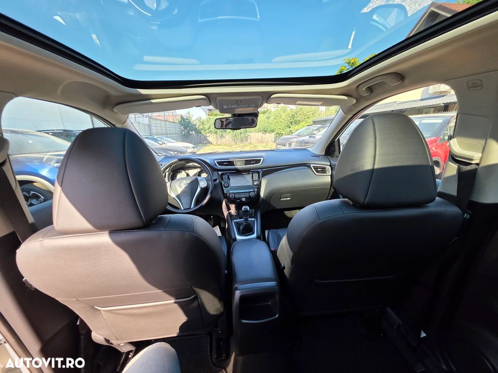 Nissan Qashqai 1.6 DCI TEKNA+ - 22