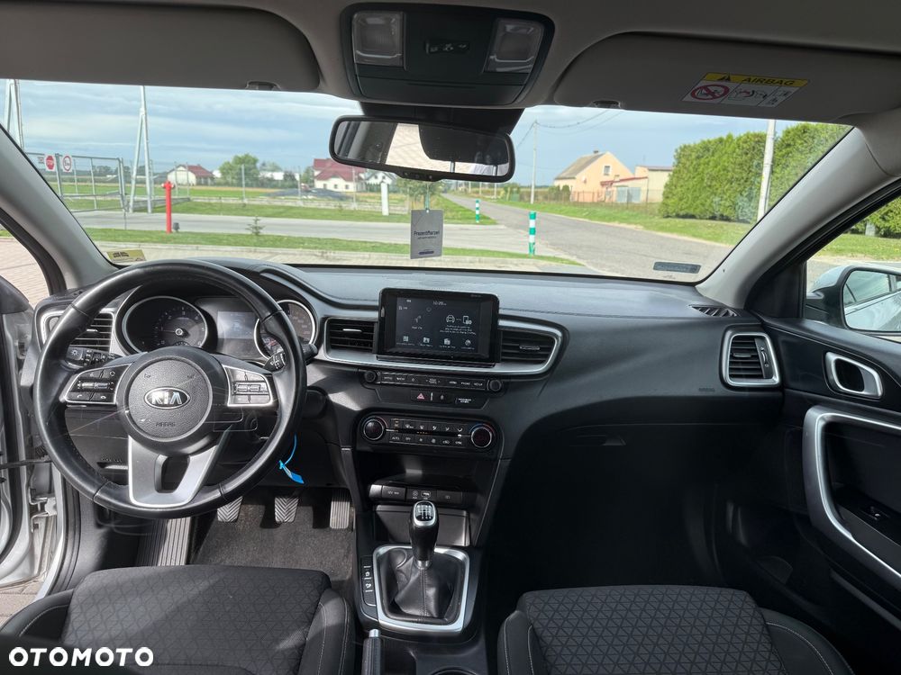 Kia Ceed 1.6 CRDi SCR L Business Line Plus - 10