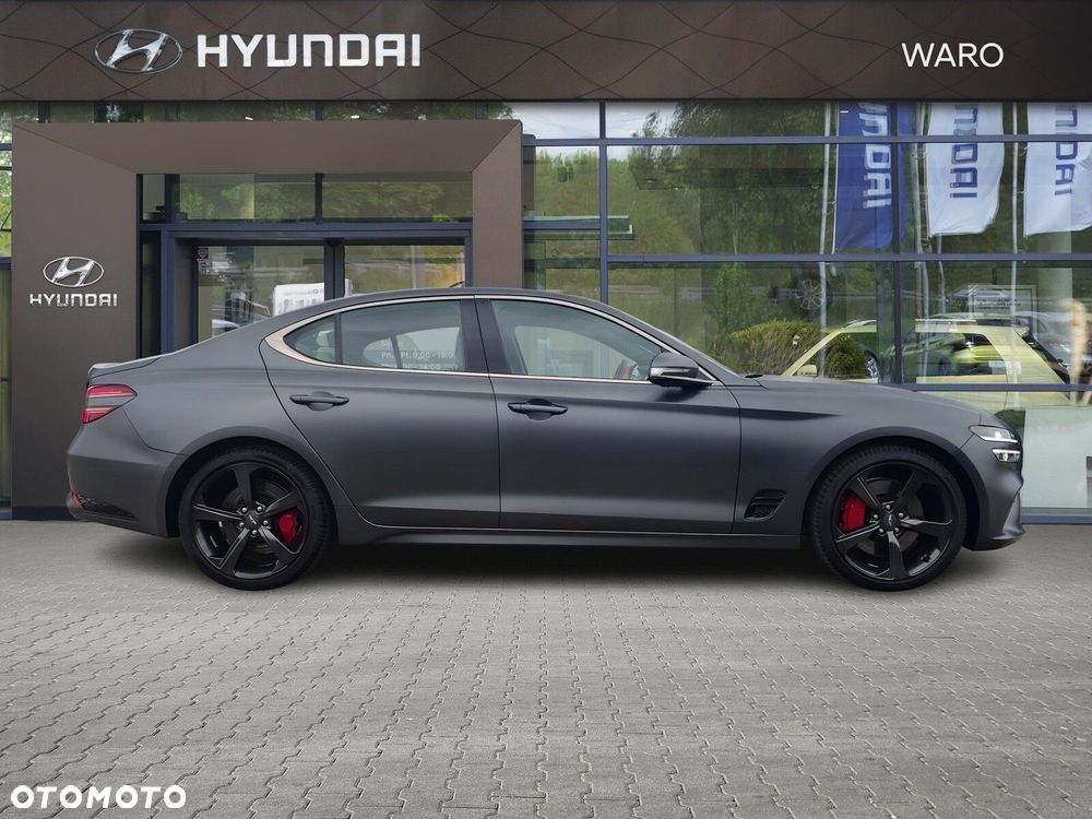 Genesis G70 2.0T Plus RWD 8AT Sport - 6