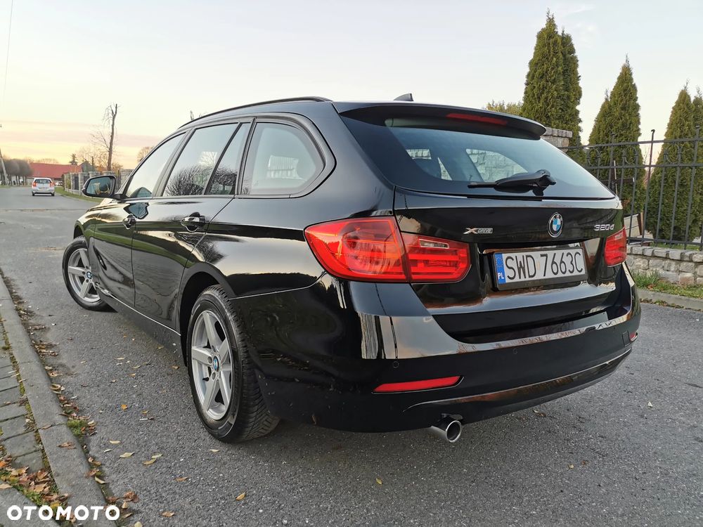 BMW Seria 3 320d xDrive - 4